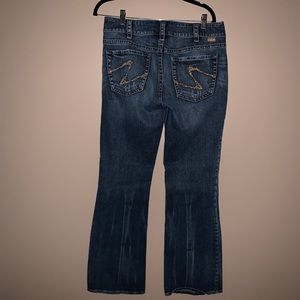 Silver Suki’s- 32/33